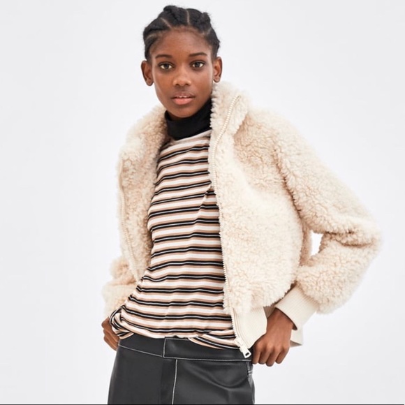 BRAND NEW Zara Fleece Bomber Cream Size Small - Picture 1 of 6